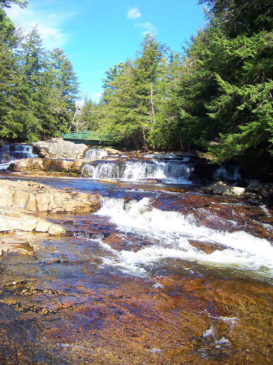 Jackson Falls in Jackson NH NH - Attractions for People With Disabilities