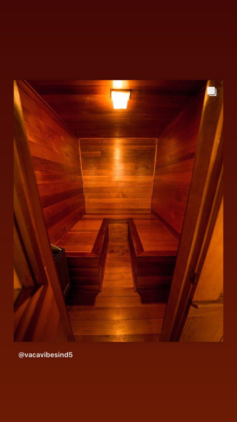 69CC46B9 8603 465C 972E 6B77610986AB 768x1365