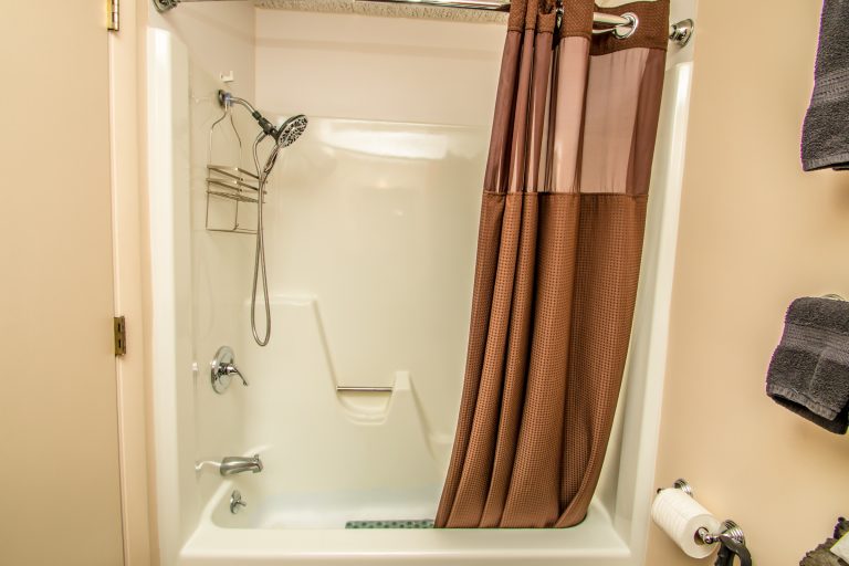 B064119D 46C6 4723 AF38 C1DFAC388AC9 768x512