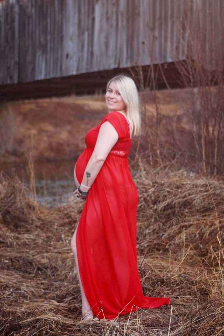 FB IMG 1650451728001 768x1152